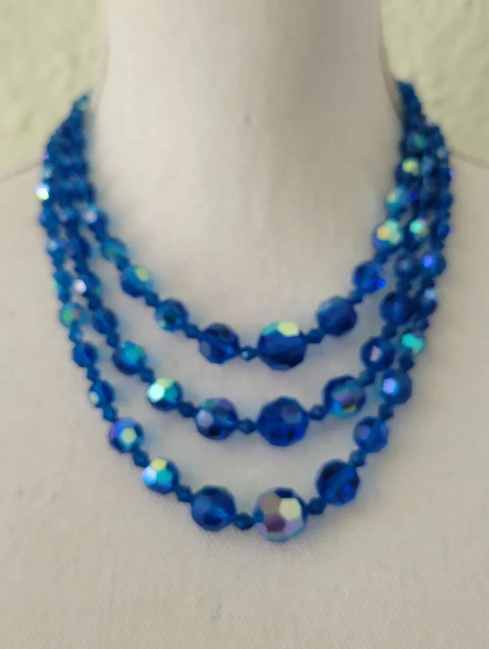 Vintage AB Crystal Beaded Necklace Blue Choker Graduated Faceted 3 Strand 18